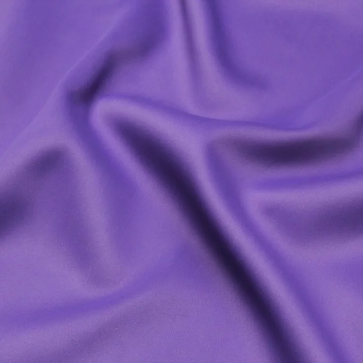 Фиолетовая штора